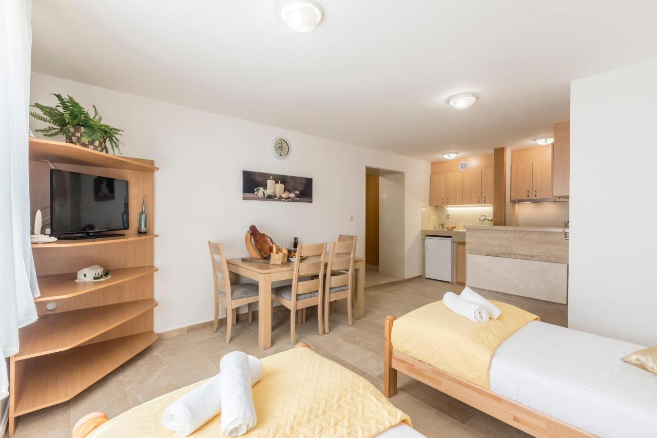 Seoca Villa Loza - Resort Moja Stina מראה חיצוני תמונה