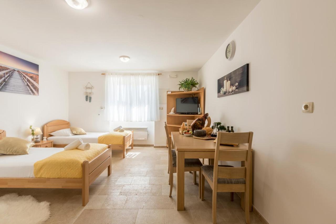 Seoca Villa Loza - Resort Moja Stina מראה חיצוני תמונה